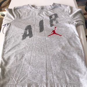 Air Jordan Youth Large Gray and Red Long Sleeve Tee